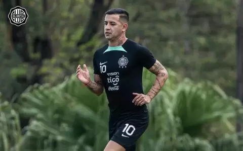 Derlis Gonz�lez no logra recuperarse del todo: el parte m�dico de Olimpia que genera preocupaci�n