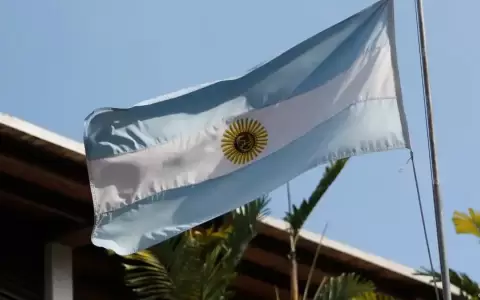 Caracas incrementa asedio a la embajada de Argentina