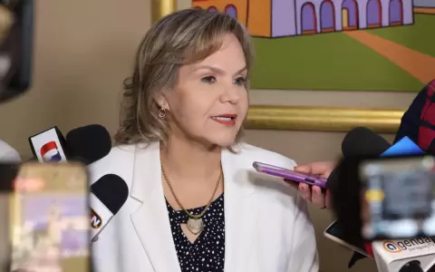 Lilian Samaniego: �Horacio Cartes tiene un maldito entorno que encabeza Tony Barrios�