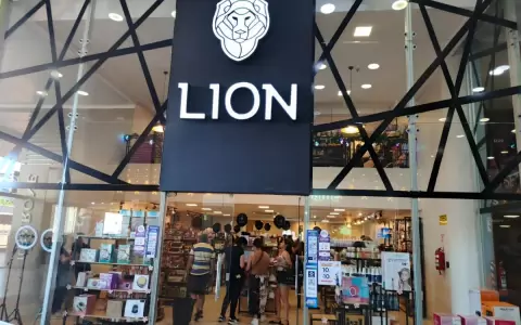 Tras allanamientos, influencer decidi� cerrar cadena de locales