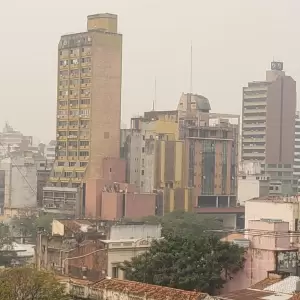 Calidad del aire se deteriora por quema de basura y pastizales en vertederos clandestinos