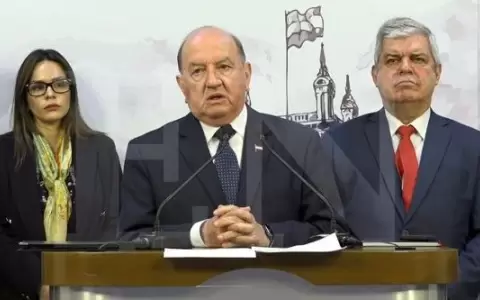 Ben�tez asume error sobre la inclusi�n de Seprelad y DNIT en acuerdo con la DEA