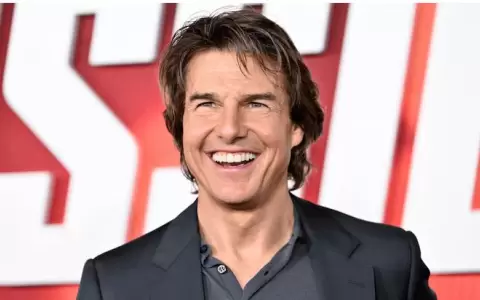 Por qu� Tom Cruise siempre env�a una torta de coco a celebridades en �pocas festivas