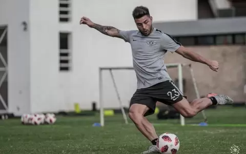 Tito Villalba reconoce inter�s de clubes paraguayos