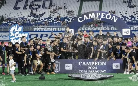 Libertad: un jugador deja el club tras 10 a�os y otro despu�s de 1