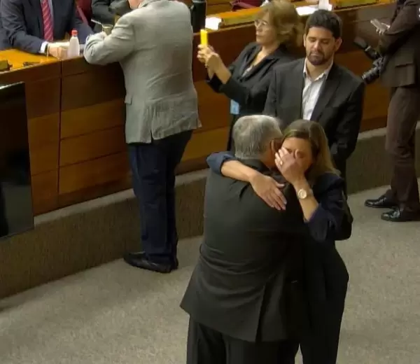 Kattya Gonz�lez, opositora expulsada este a�o del Congreso por cartistas y aliados