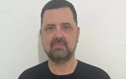 En su reclusi�n, ex ministro de Educaci�n impulsa propuesta para dotar de biblioteca a penal