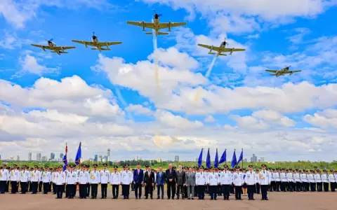 En aniversario de la Fuerza A�rea Paraguaya anuncian donaci�n de Taiw�n de cuatro helic�ptero