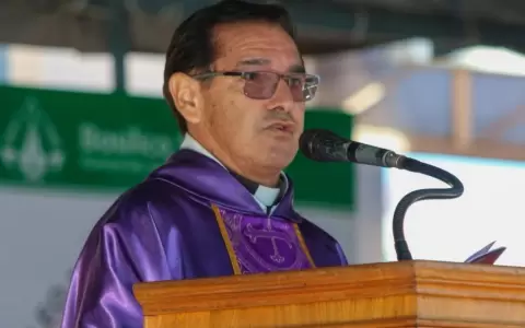 Durante homil�a, sacerdote conden� delitos ambientales en extracci�n de miner�a