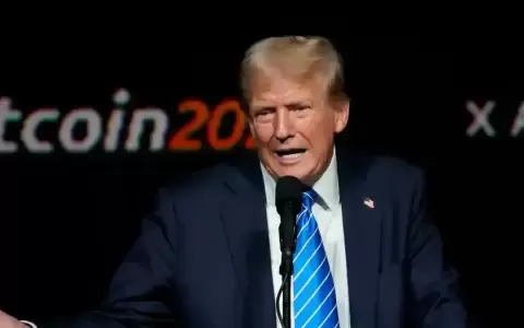 Trump promete permisos r�pidos para grandes inversionistas