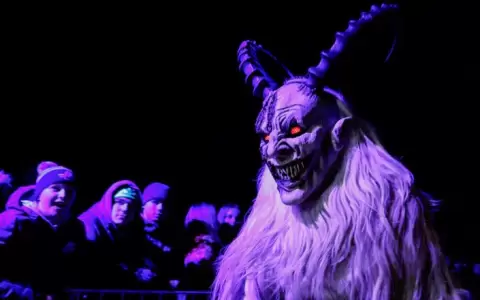 �Qu� es Krampus, la bestia m�tica navide�a que naci� de una tradici�n alemana?