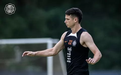 Confirman el club paraguayo que negocia con Manuel Capasso
