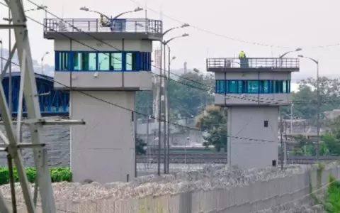 Al menos once heridos por la explosi�n de tres granadas en una de las c�rceles m�s conflictivas de Ecuador