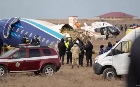 Ucrania afirma que avi�n azer� fue derribado por los rusos