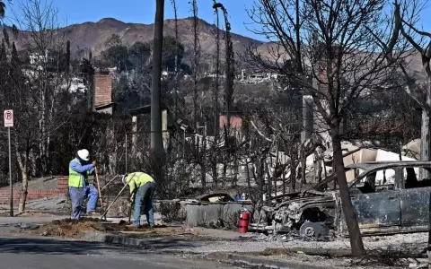 Los �ngeles: retorno de evacuados demorar� una semana