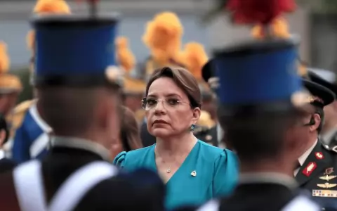 Honduras cancela cumbre de la Celac por disputa sobre migrantes