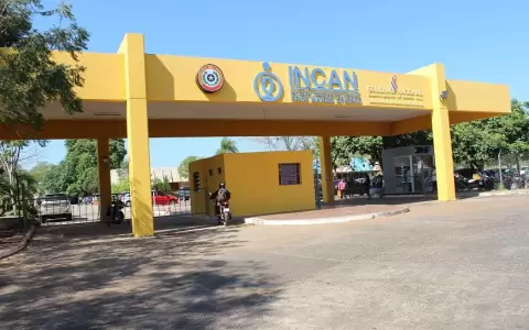 Acceso principal del Inc�n.