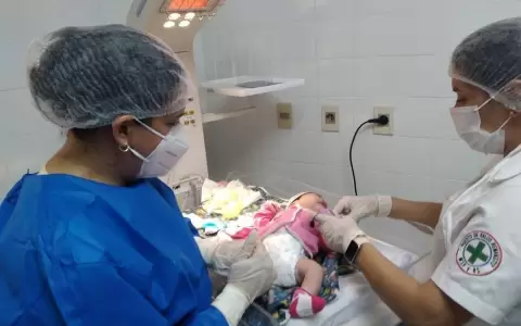 Remodelada sala de partos de Remansito recibe a su primer beb�