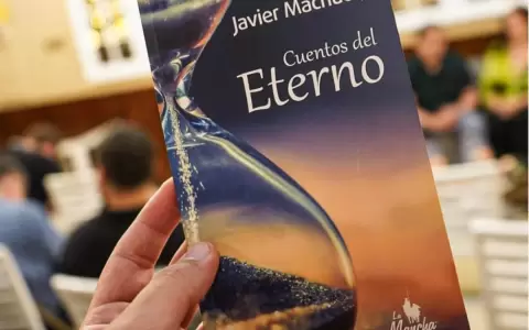 Est� en circulaci�n "Cuentos del Eterno", de Javier Machuca