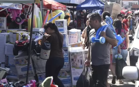 Se mantiene la tradici�n: Reyes Magos colmaron la avenida Eusebio Ayala