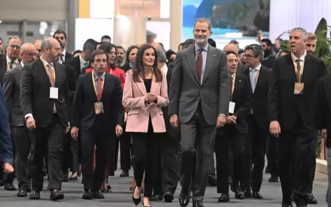 El motivo por el que los reyes Felipe VI y Letizia rechazan la comida que se les ofrece en p�blico: no es por su dieta