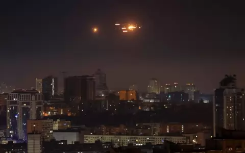 Rusia lanz� un ataque masivo contra varias ciudades de Ucrania con m�s de 100 drones kamikaze.