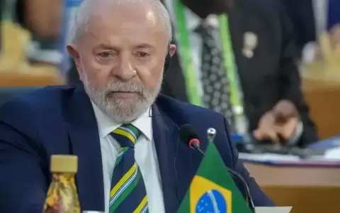 Luiz In�cio Lula da Silva.