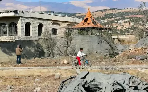 L�bano: al menos dos personas mueren en bombardeos israel�es
