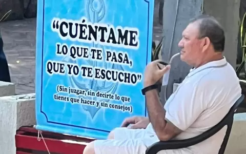 Psic�logo transforma tragedia personal en un mensaje de esperanza y apoyo gratuito