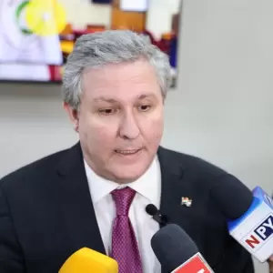 Rafael Filizzola: "Hay muchos da�os colaterales en la interna del Partido Colorado"