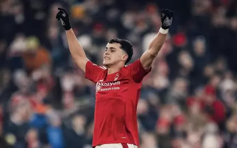 Desde el campo: la gran asistencia de Sosa en el triunfo del Nottingham