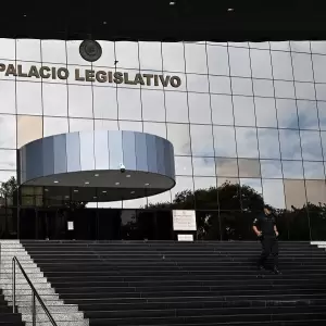 Legisladores cuestionan a ministros que no ceden a sus chantajes pol�ticos