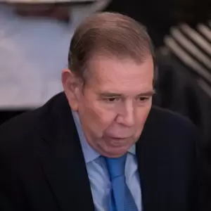 Edmundo Gonz�lez.
