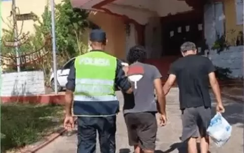Detienen a presunto ped�filo en Lambar� tras denuncias de acoso a menores