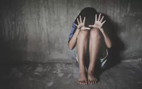 Hist�rica condena de 30 a�os a hombre que abus� de sus propias hijas