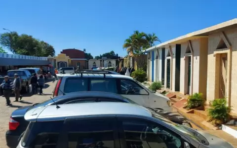Altas temperaturas hacen que "exploten cad�veres" por mal formolizado