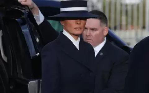 Melania Trump ha escogido este dise�ador independiente para su look de investidura de 2025