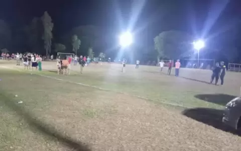 Tiroteo en Puentesi�o deja tres muertos y cuatro heridos, incluyendo dos polic�as