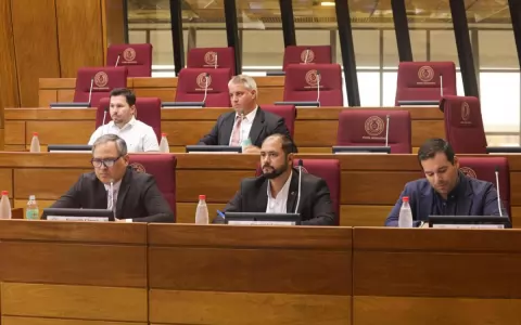 Ministra de Obras no se present� ante la Comisi�n Permanente para abordar tema peaje