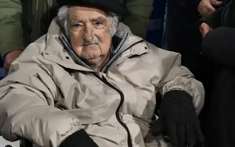 Jos� Mujica inform� que el c�ncer se expandi� por su cuerpo y se despide: "Hasta ac� llegu�".