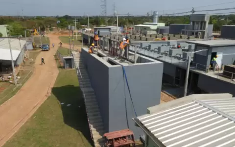 Lanzan licitaci�n internacional para obras de saneamiento en la cuenca Lambar�