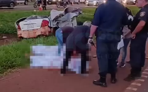 Tres personas perdieron la vida en brutal accidente de tr�nsito en Minga Guaz�