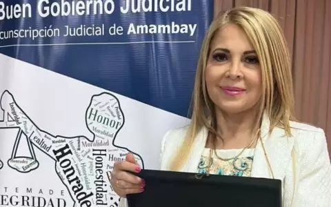 Renuncia la jueza Sadi L�pez tras esc�ndalo de chats con "Lalo" Gomes
