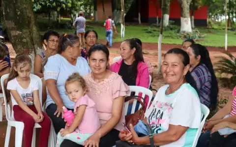 4 de cada 10 hogares son liderados por mujeres en Paraguay