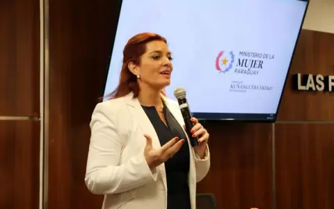 Cynthia Figueredo: �Las mujeres paraguayas tienen un papel protag�nico en el desarrollo del pa�s�