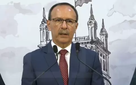 Ministro de Defensa, �scar Gonz�lez.