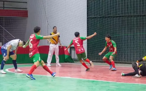 54 goles en el arranque del Nacional de F�tbol de Sal�n