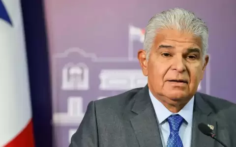 Panam� recibi� primer vuelo con deportados desde EE. UU.
