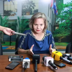 Lilian Samaniego denuncia campa�a de desinformaci�n contra Mario Abdo Ben�tez