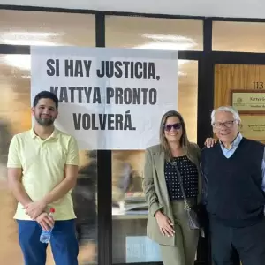 Ante eventual fallo a favor, Kattya Gonz�lez advierte que ocupar� su banca